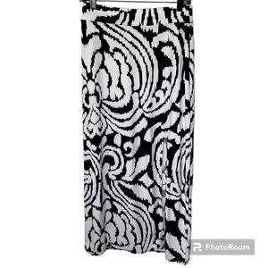 White House Black Market Black White Maxi Skirt Size XS